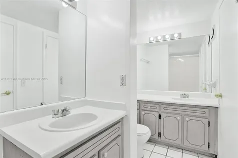 1595 NE 135th Street North Miami FL 33161