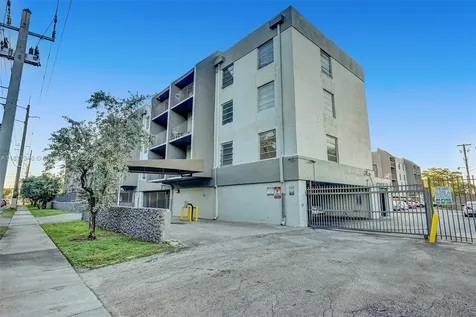 1595 NE 135th Street North Miami FL 33161