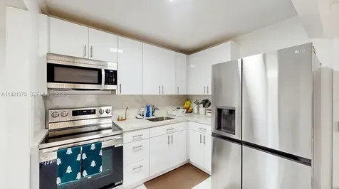 7180 NW 179th Street Hialeah FL 33015