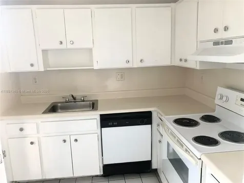 1595 NE 135th Street North Miami FL 33161