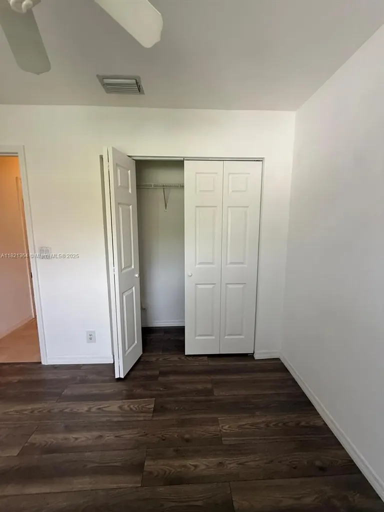 5657 NW 121st Avenue Coral Springs FL 33076