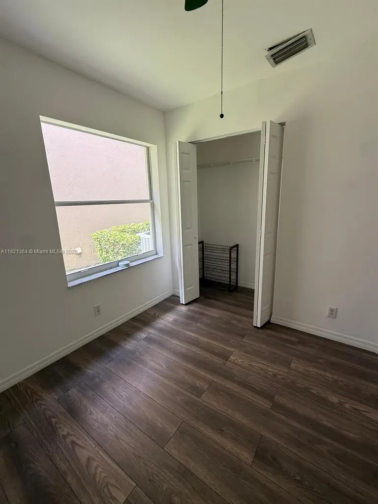 5657 NW 121st Avenue Coral Springs FL 33076