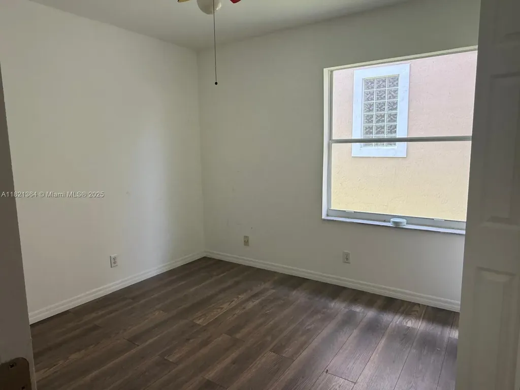 5657 NW 121st Avenue Coral Springs FL 33076