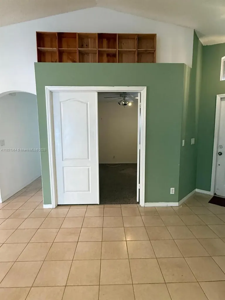 5657 NW 121st Avenue Coral Springs FL 33076