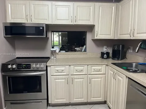 2900 Fiore Way Delray Beach FL 33445