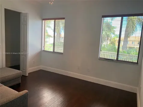 19383 SW 79th Avenue Cutler Bay FL 33157