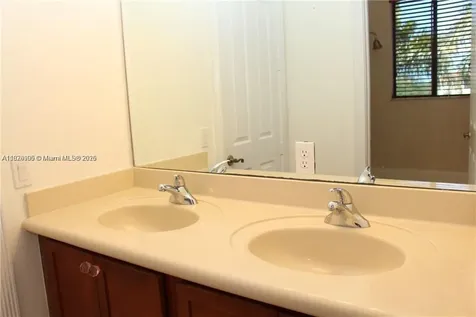 19383 SW 79th Avenue Cutler Bay FL 33157