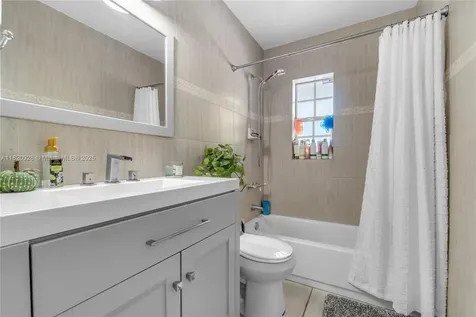 19770 SW 101st Avenue Cutler Bay FL 33157