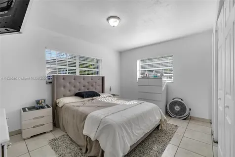 19770 SW 101st Avenue Cutler Bay FL 33157
