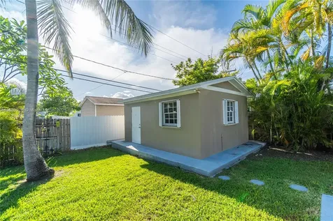 19770 SW 101st Avenue Cutler Bay FL 33157