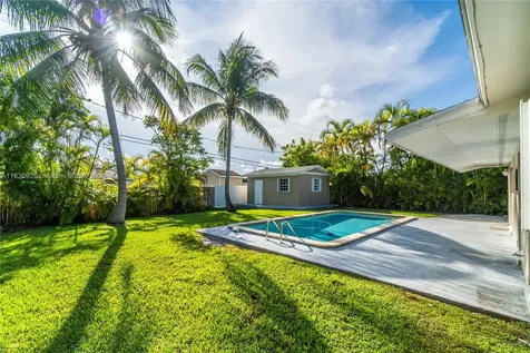 19770 SW 101st Avenue Cutler Bay FL 33157