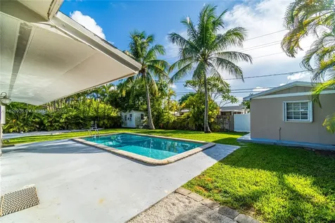 19770 SW 101st Avenue Cutler Bay FL 33157