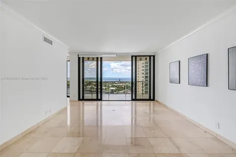 20281 E Country Club Drive Aventura FL 33180