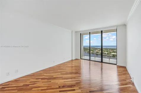 20281 E Country Club Drive Aventura FL 33180