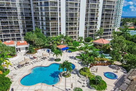 20281 E Country Club Drive Aventura FL 33180