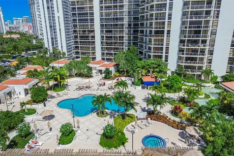 20281 E Country Club Drive Aventura FL 33180