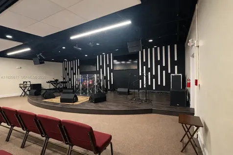 680 Superior Street Opa-Locka FL 33054