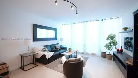 3505 S Ocean Drive Hollywood FL 33019