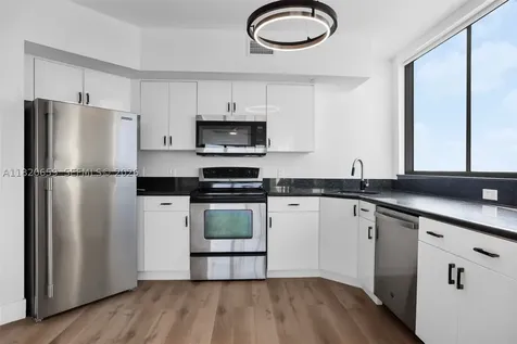 1330 West Avenue Miami Beach FL 33139