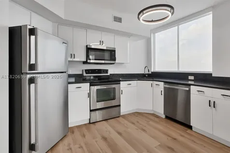 1330 West Avenue Miami Beach FL 33139