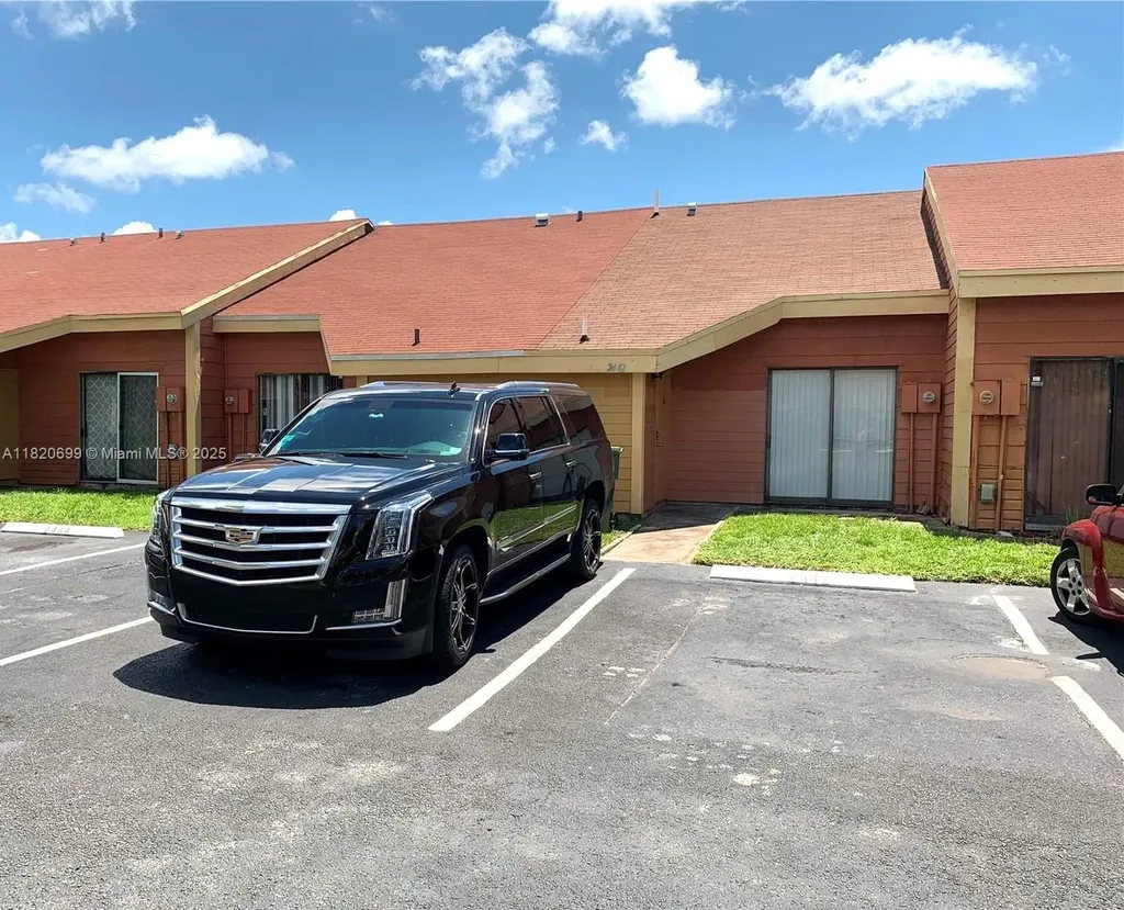 2442 NW 55th Terrace Lauderhill FL 33313