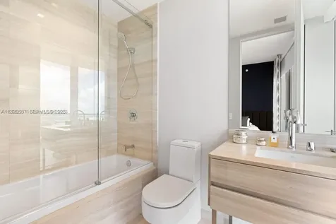 18975 Collins Avenue Sunny Isles Beach FL 33160
