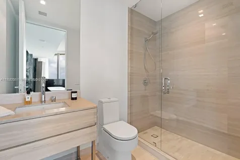 18975 Collins Avenue Sunny Isles Beach FL 33160