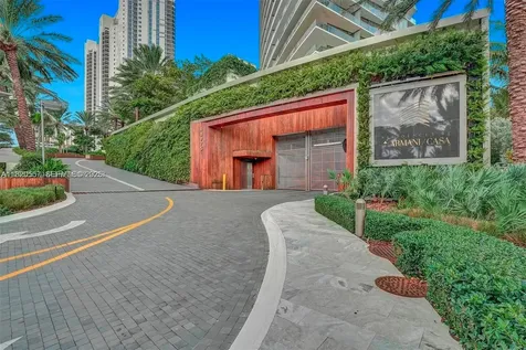 18975 Collins Avenue Sunny Isles Beach FL 33160