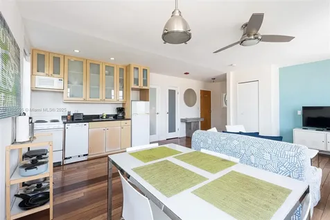 420 15th Street Miami Beach FL 33139