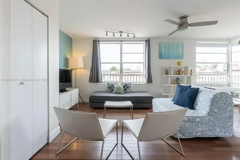 420 15th Street Miami Beach FL 33139