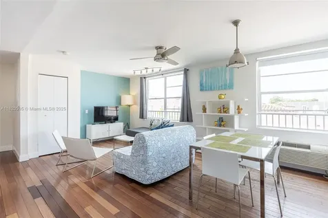 420 15th Street Miami Beach FL 33139