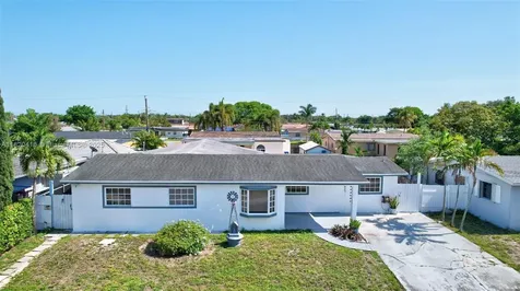 7950 NW 174th Terrace Hialeah FL 33015