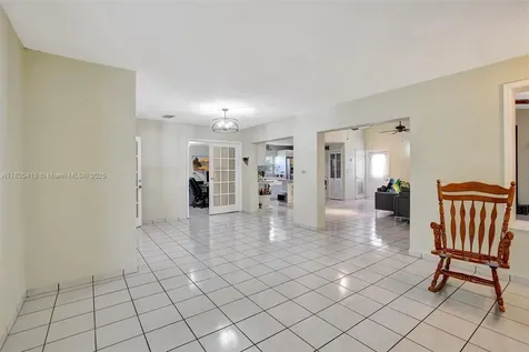 7950 NW 174th Terrace Hialeah FL 33015