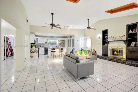 7950 NW 174th Terrace Hialeah FL 33015