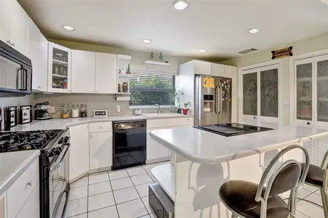 7950 NW 174th Terrace Hialeah FL 33015