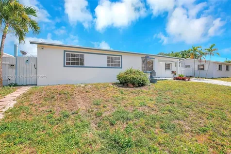 7950 NW 174th Terrace Hialeah FL 33015