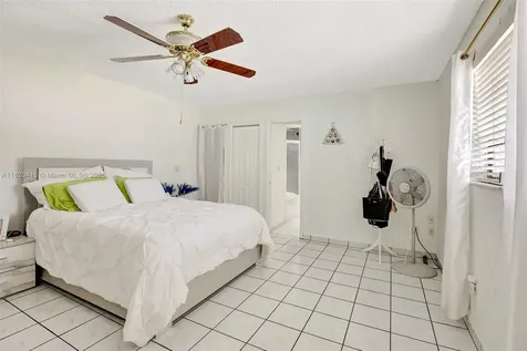 7950 NW 174th Terrace Hialeah FL 33015