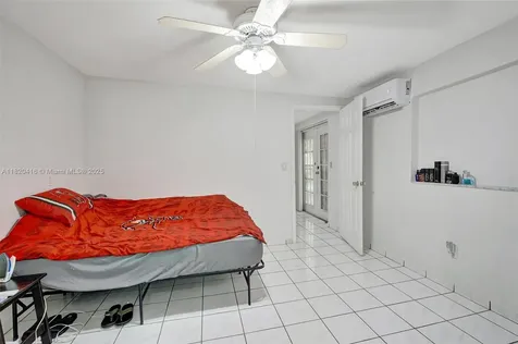 7950 NW 174th Terrace Hialeah FL 33015