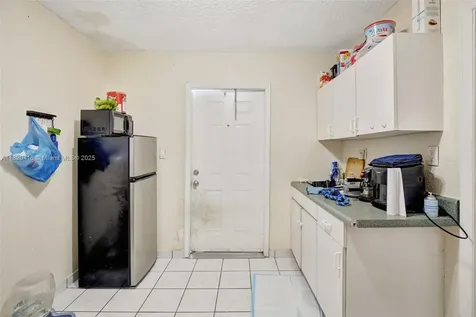 7950 NW 174th Terrace Hialeah FL 33015