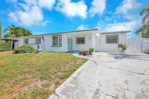 7950 NW 174th Terrace Hialeah FL 33015