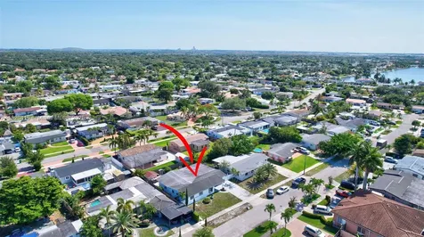 7950 NW 174th Terrace Hialeah FL 33015