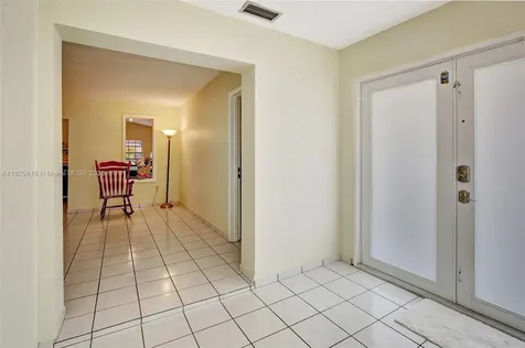 7950 NW 174th Terrace Hialeah FL 33015