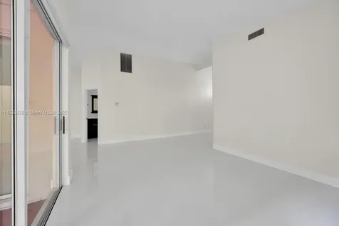 9785 NW 29th Terrace Doral FL 33172