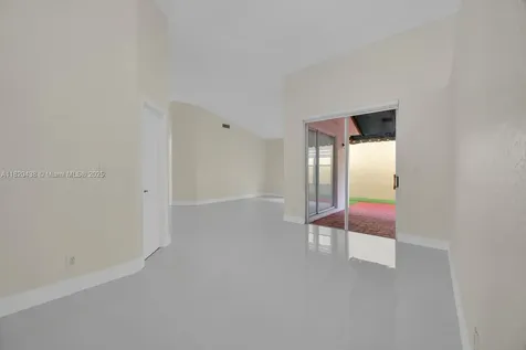 9785 NW 29th Terrace Doral FL 33172