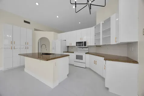 9785 NW 29th Terrace Doral FL 33172