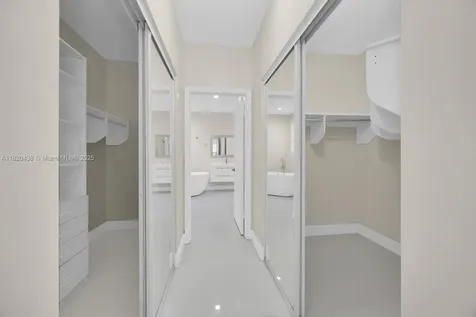 9785 NW 29th Terrace Doral FL 33172