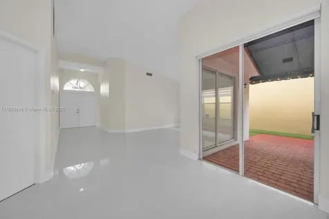 9785 NW 29th Terrace Doral FL 33172
