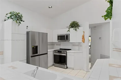 10257 SW 12th Street Pembroke Pines FL 33025
