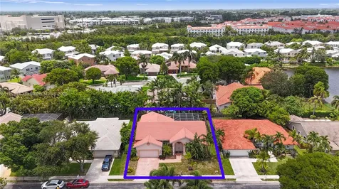 10257 SW 12th Street Pembroke Pines FL 33025