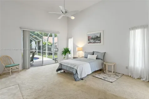 10257 SW 12th Street Pembroke Pines FL 33025